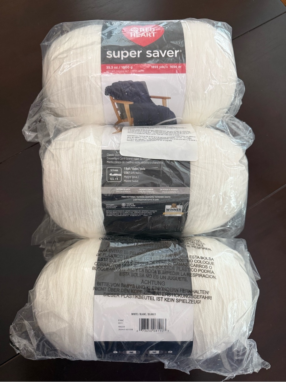 Red Heart Super Saver Yarn - White